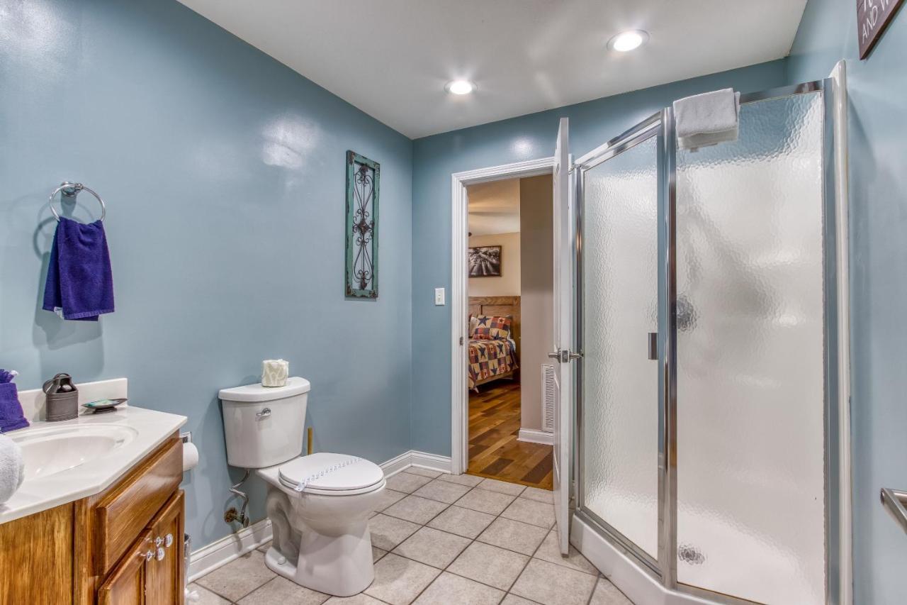 Saddleback Retreat, Game Room, Hot Tub, Wifi, 1089 Free Tickets Each Paid Day, Dollywood And More Sevierville Exterior photo